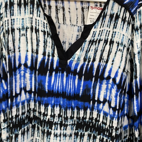 Ava Christine tie dye blue white v-neck tunic top size 1x - Picture 5 of 12